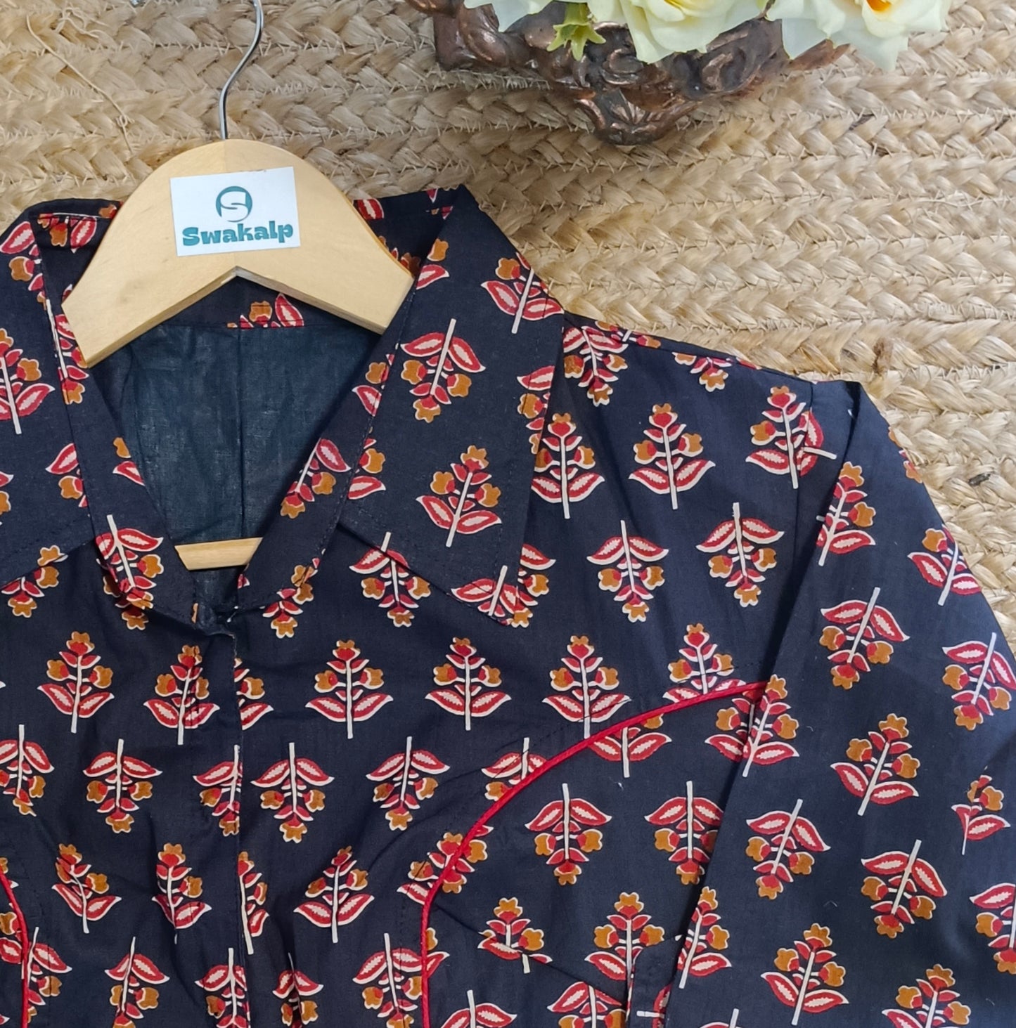 Black Printed Cotton Collar Neck Blouse/Croptop
