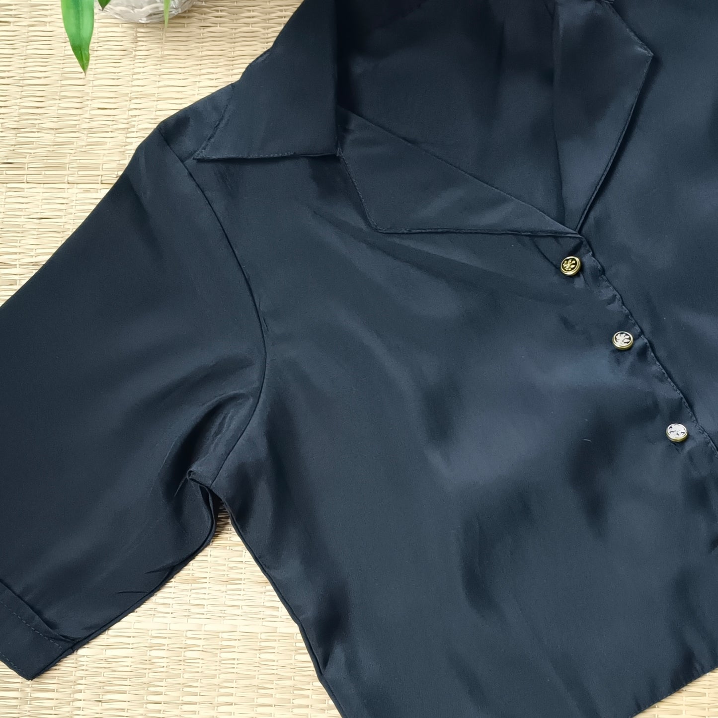 Black blazer collar long blouse