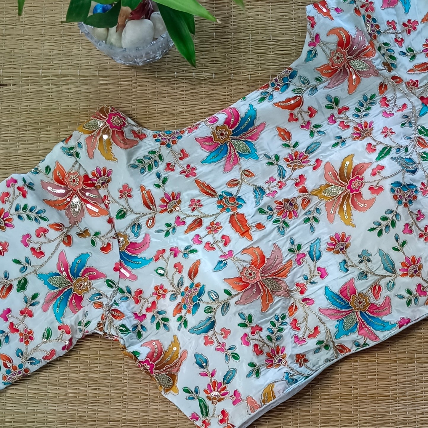 Off-white crepe code work blouse