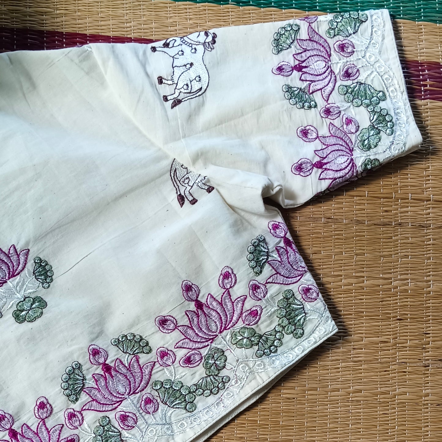 Off White Cotton Pitchwai Embroidery Blouse Collar Neck Blouse