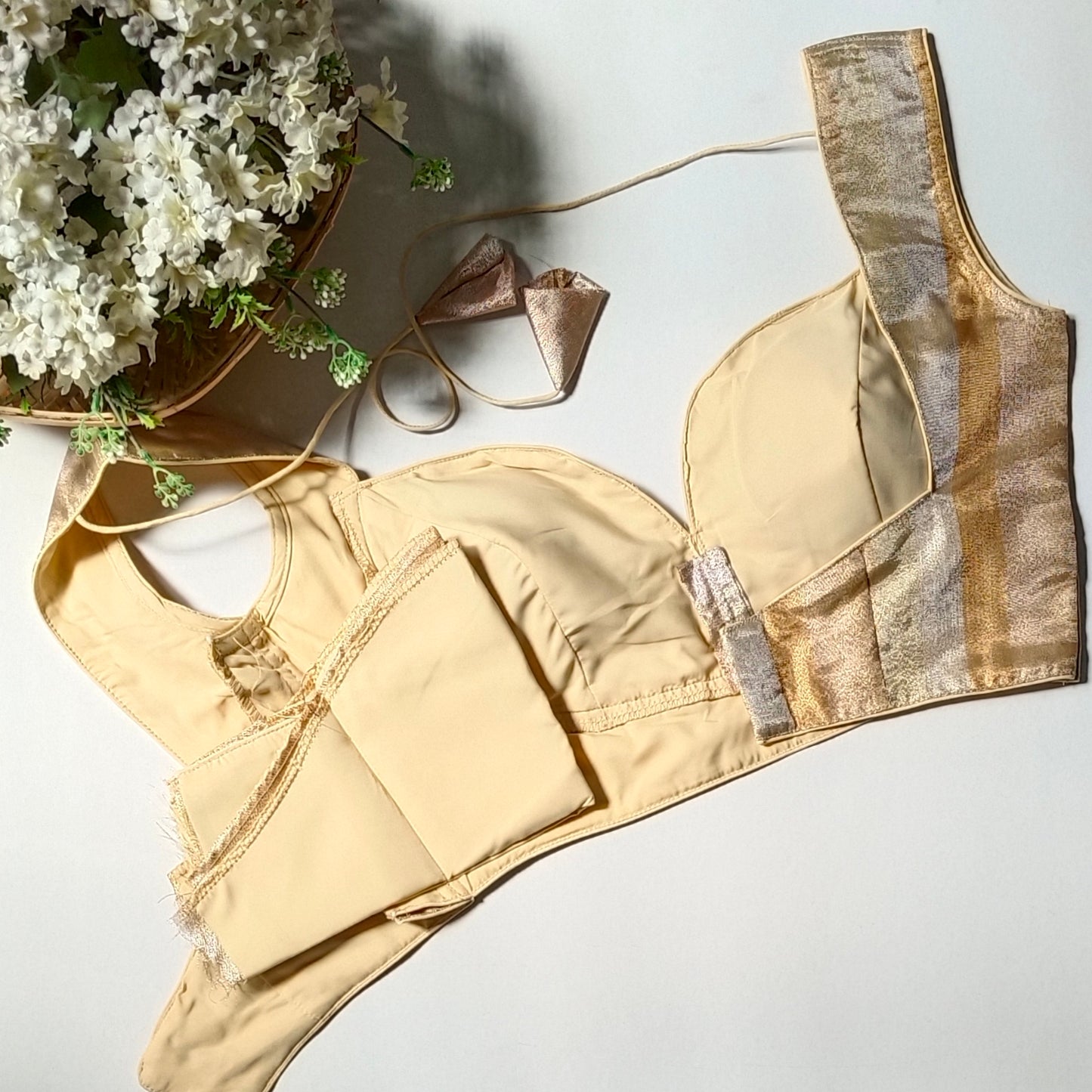 Golden 4 Sweetheart Neck Sleeveless Blouse