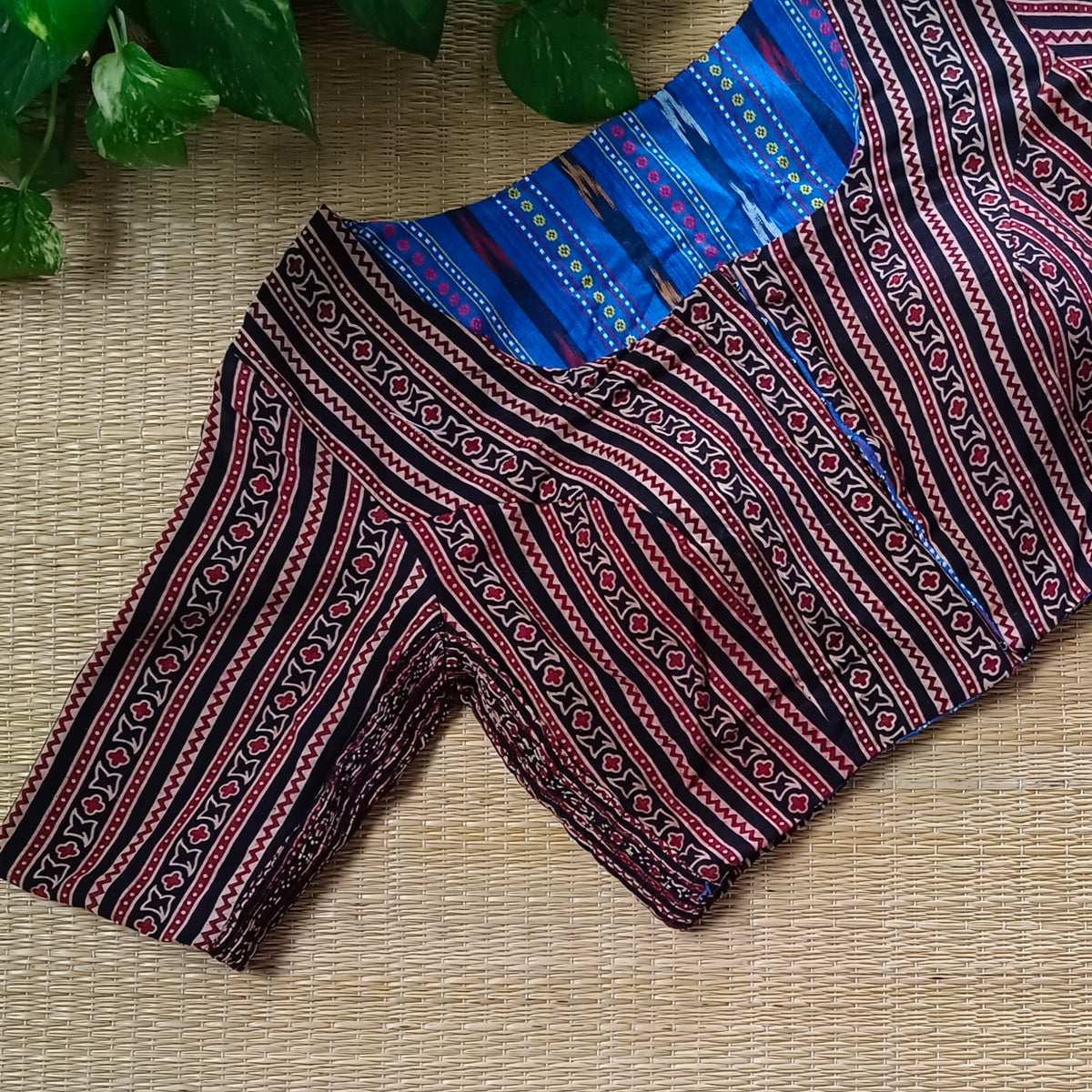 Ajrak & Ikkat Reversible flexi fit blouse 3