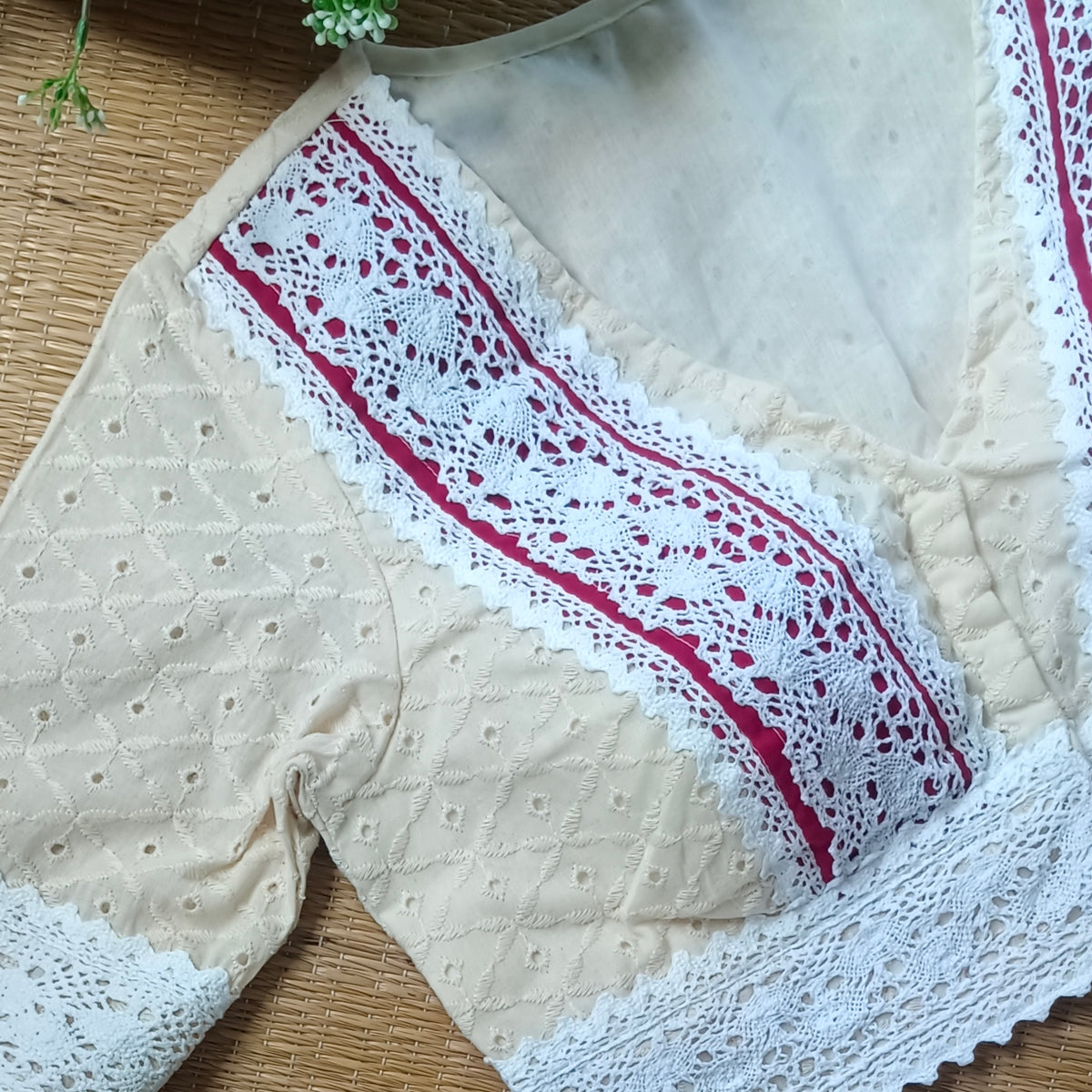 Off White Hakoba Lace Cotton Blouse