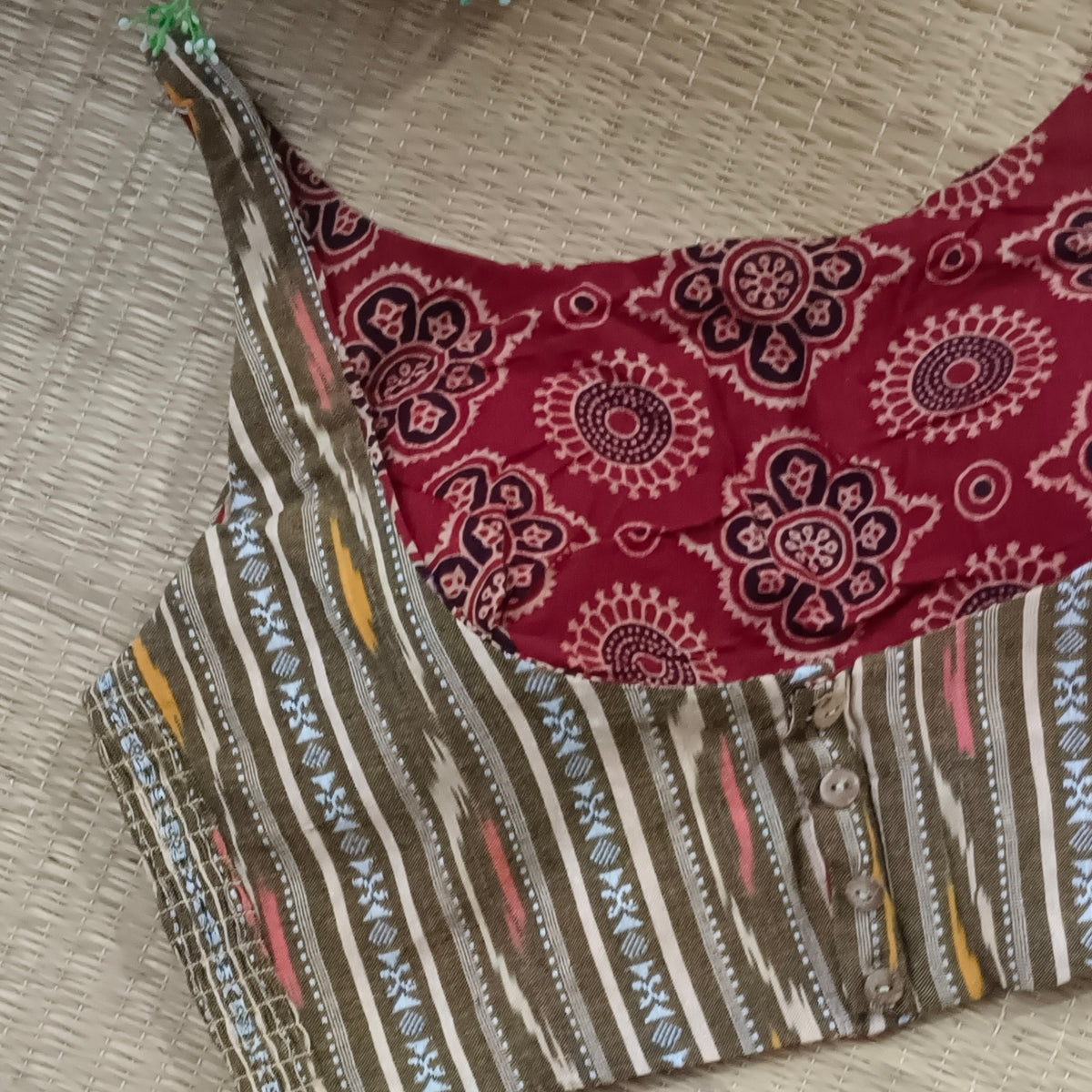 Ajrak & Ikkat Reversible flexi fit sleeveless blouse 4