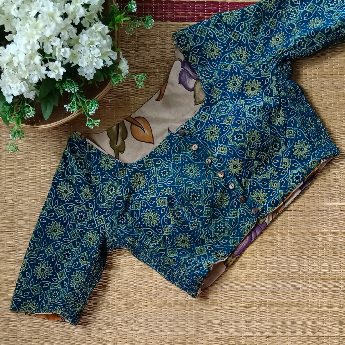 Kalamkari & Ajrak Reversible flexi fit blouse 3