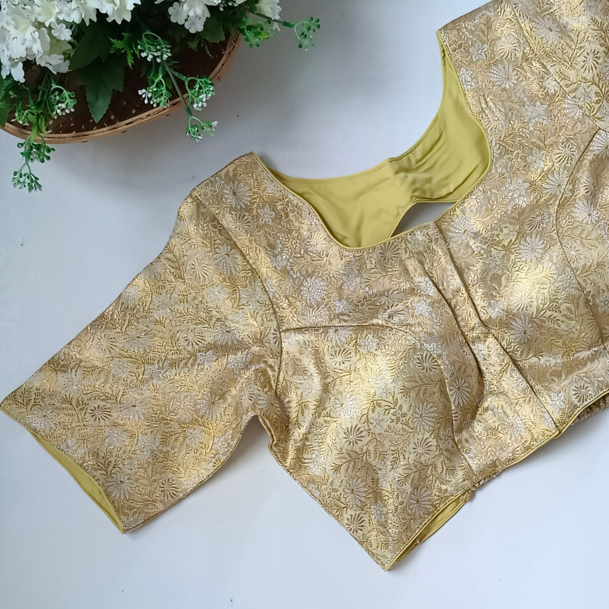 Pastel Pista Golden Back Elastic Brocade Blouse