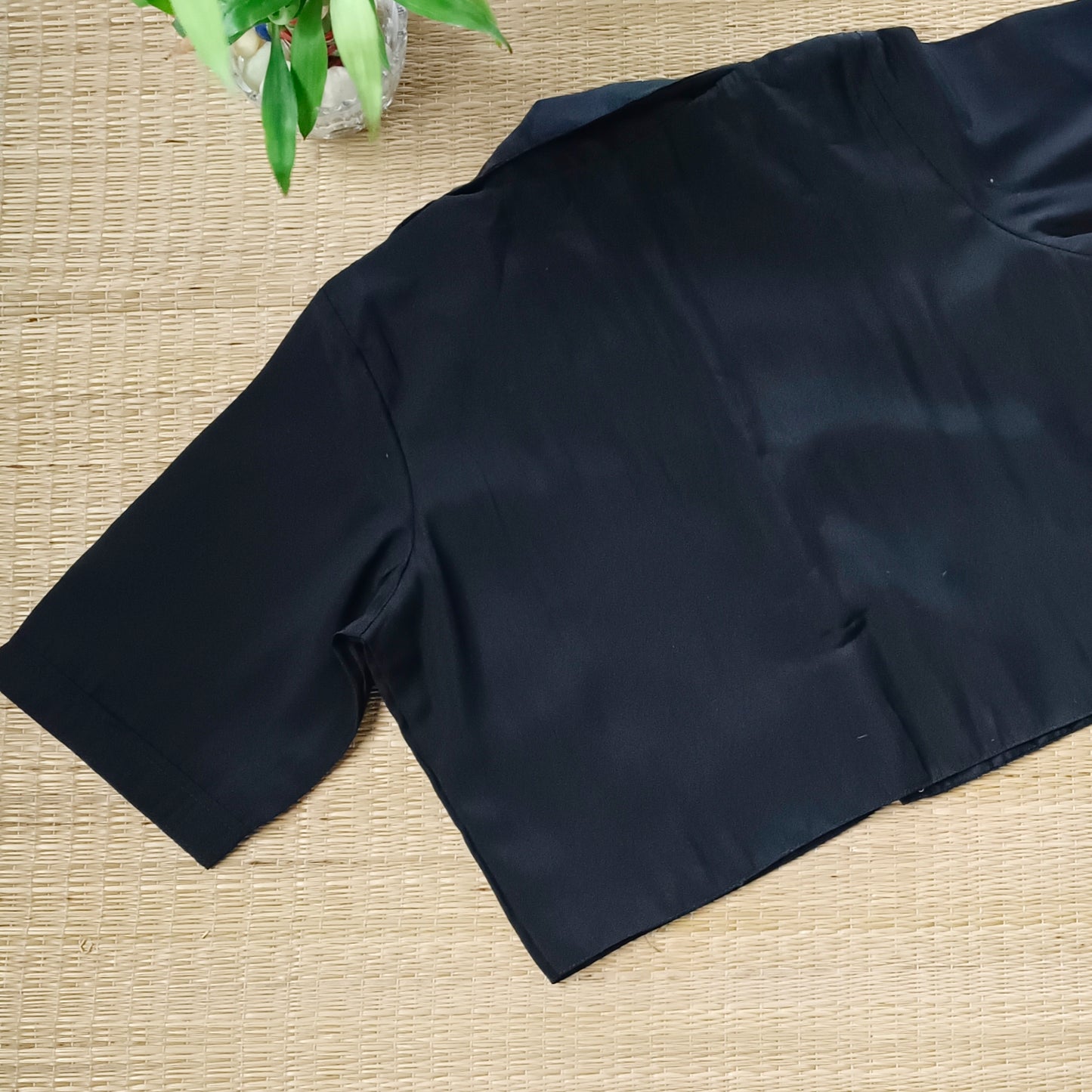 Black blazer collar long blouse