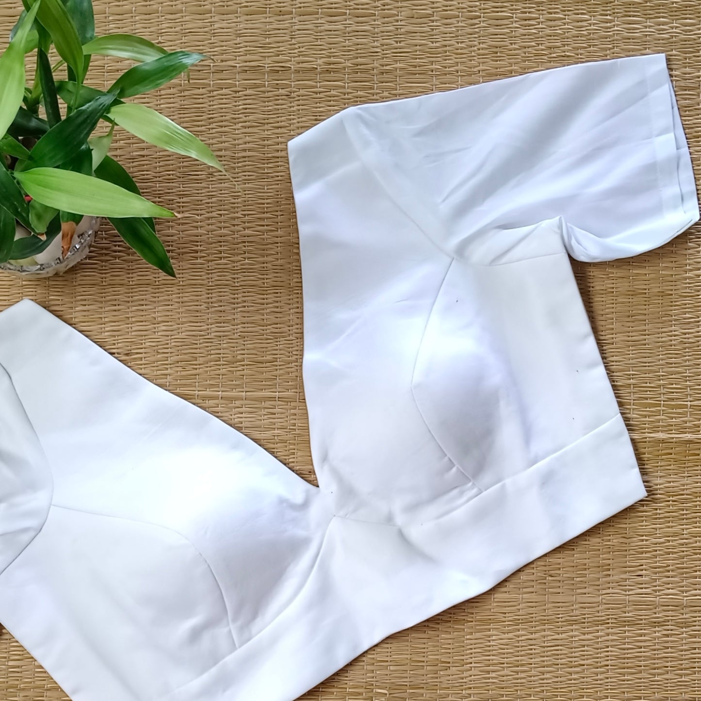 White plain V-neck blouse