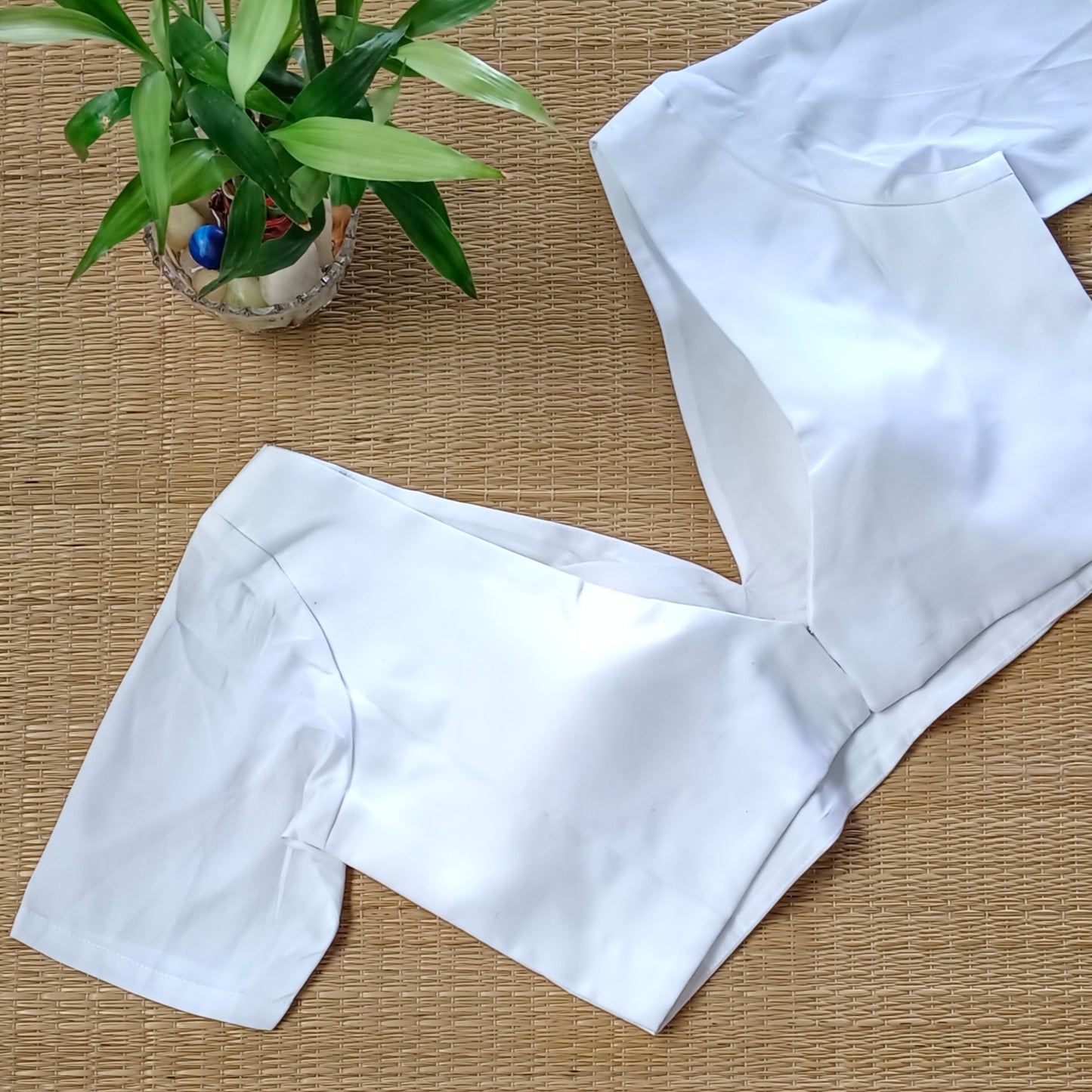 White plain V-neck blouse