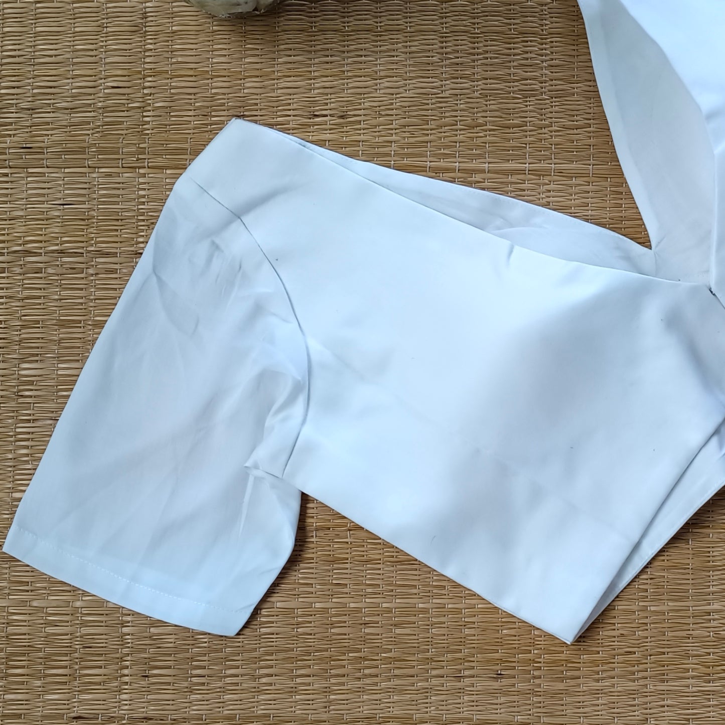 White plain V-neck blouse