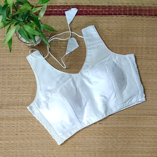 White plain flexifit blouse (attachable sleeves)