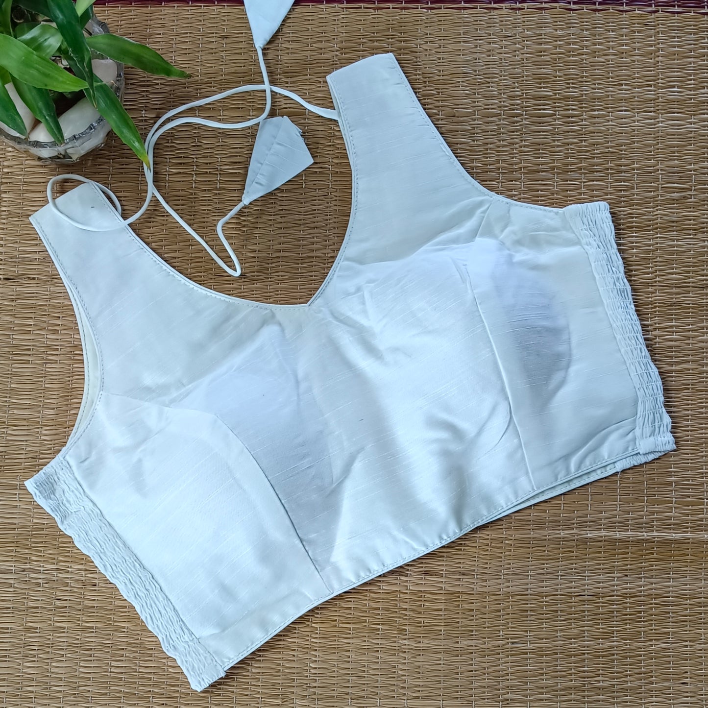 White plain flexifit blouse (attachable sleeves)