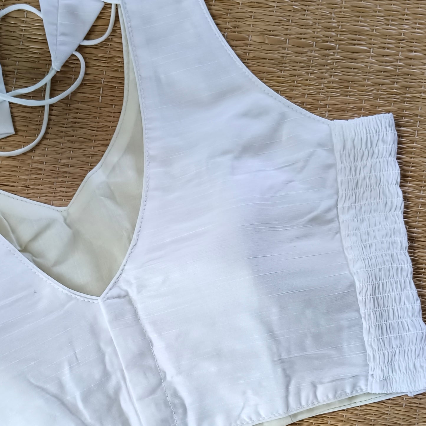 White plain flexifit blouse (attachable sleeves)