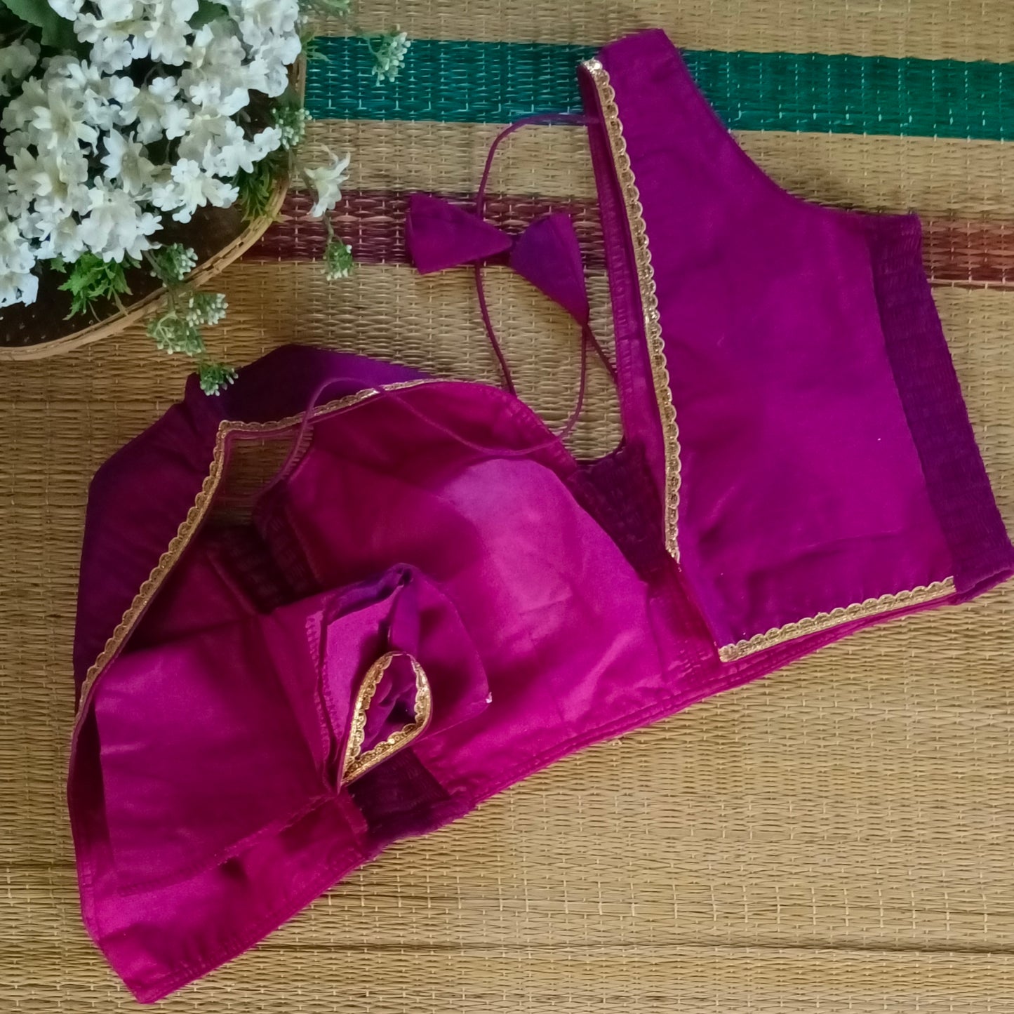 Magenta Flexifit Sleeveless Blouse with Lace (attachable sleeves)