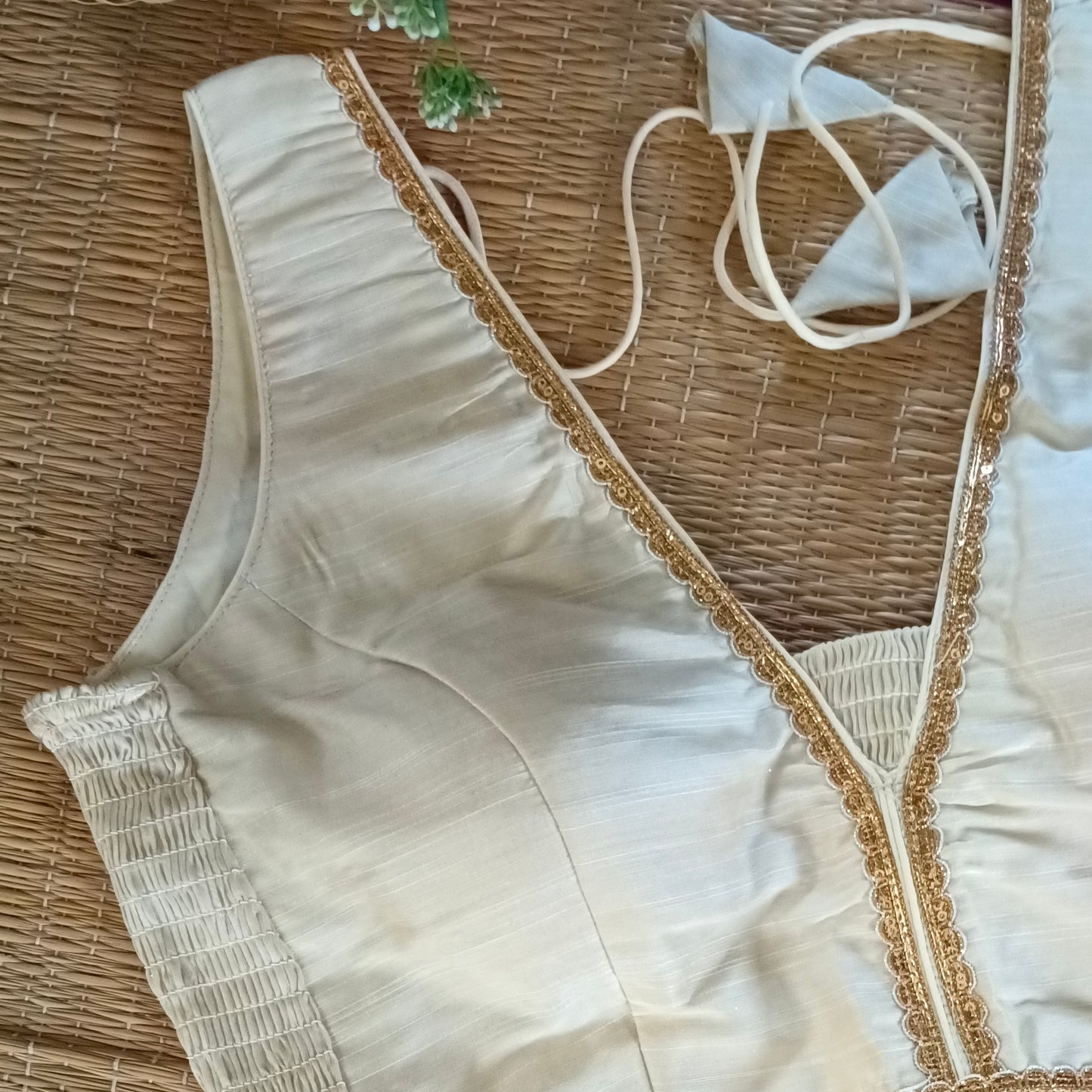 Cream Flexifit Sleeveless Blouse with Lace (attachable sleeves)
