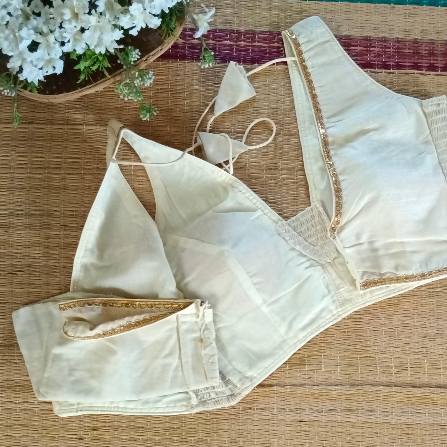 Cream Flexifit Sleeveless Blouse with Lace (attachable sleeves)