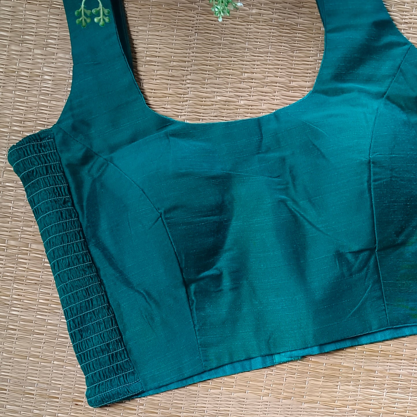 Green plain flexifit U neck blouse