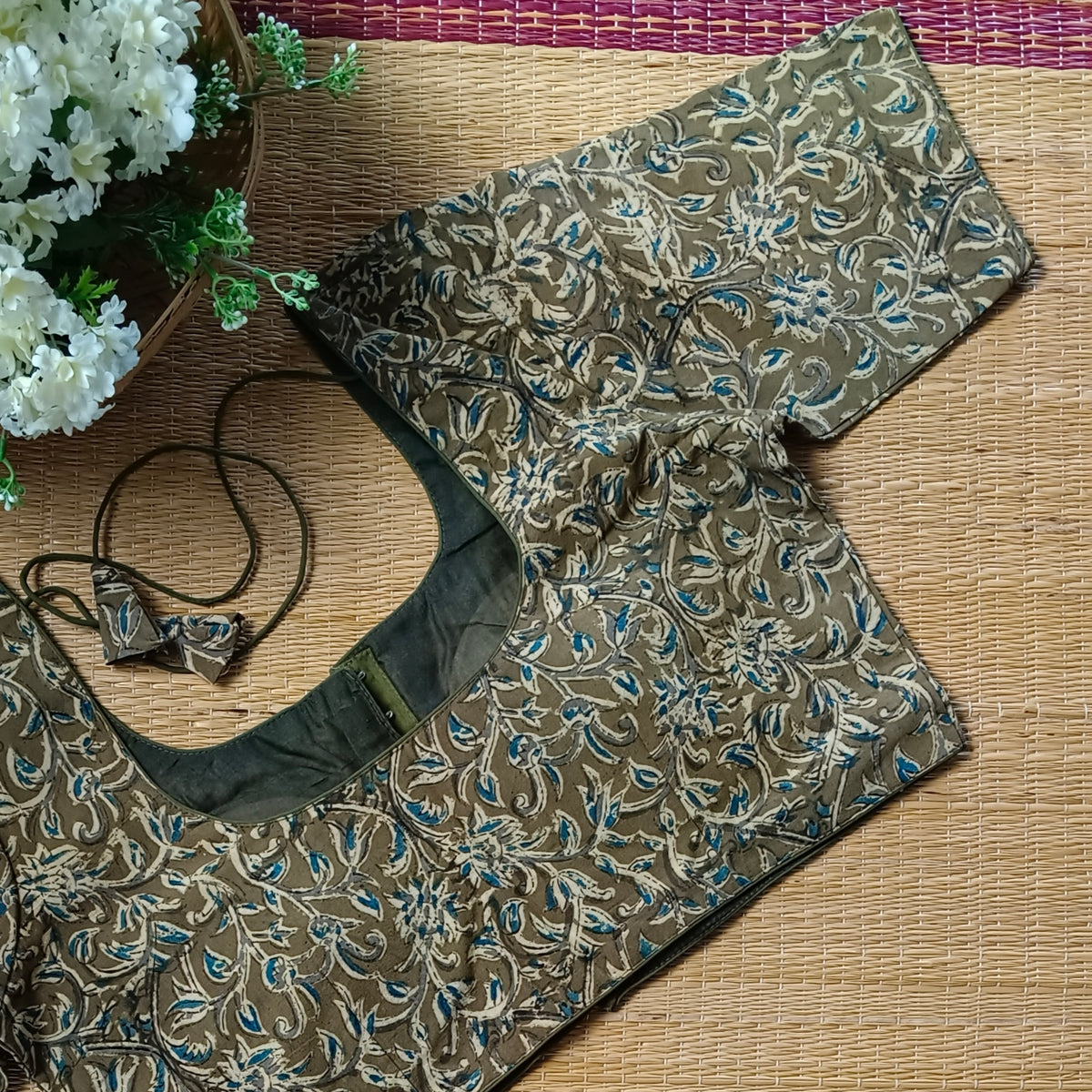 Classic Mehendi Green Kalamkari Cotton Blouse 2