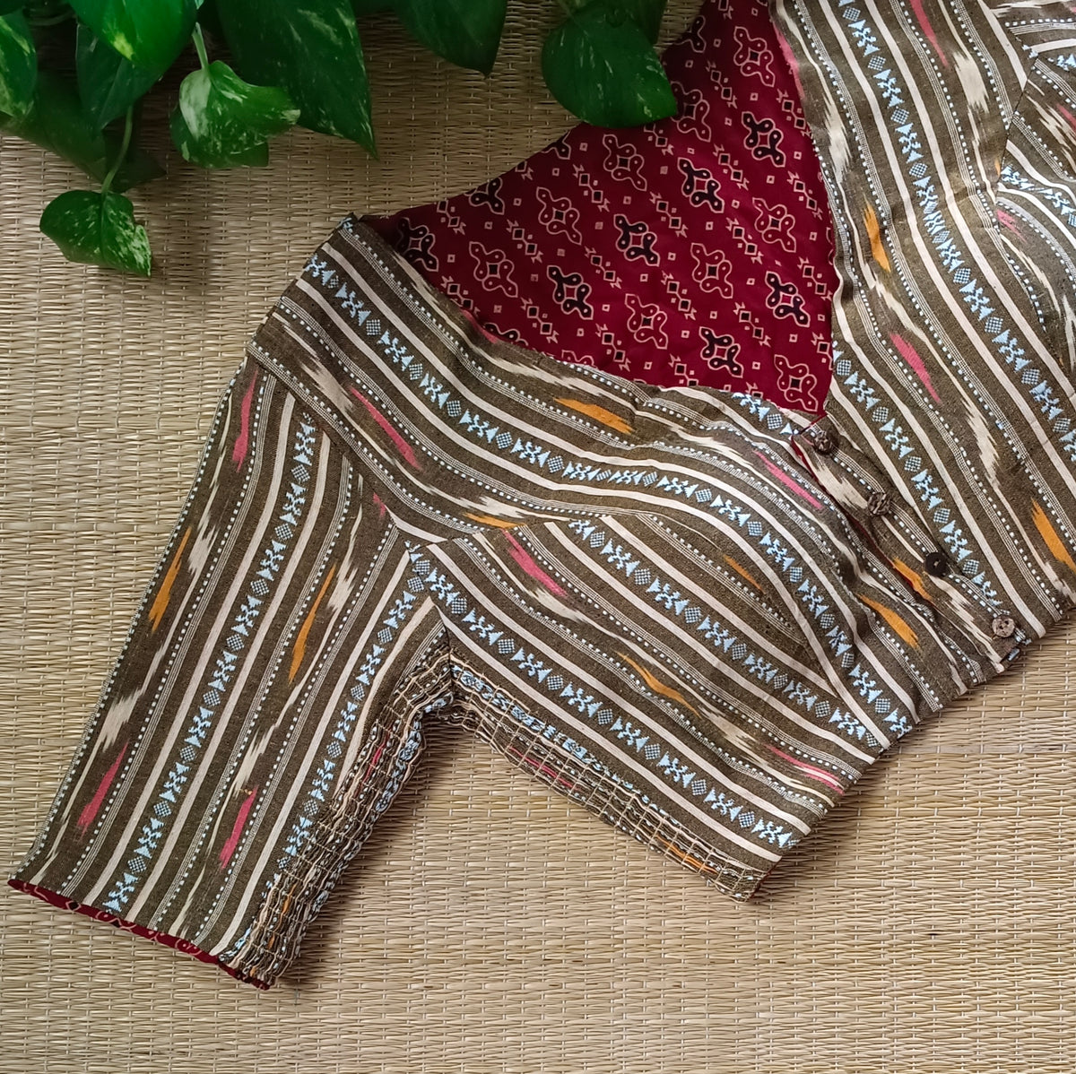 Ajrak & Ikkat Reversible flexi fit blouse 1