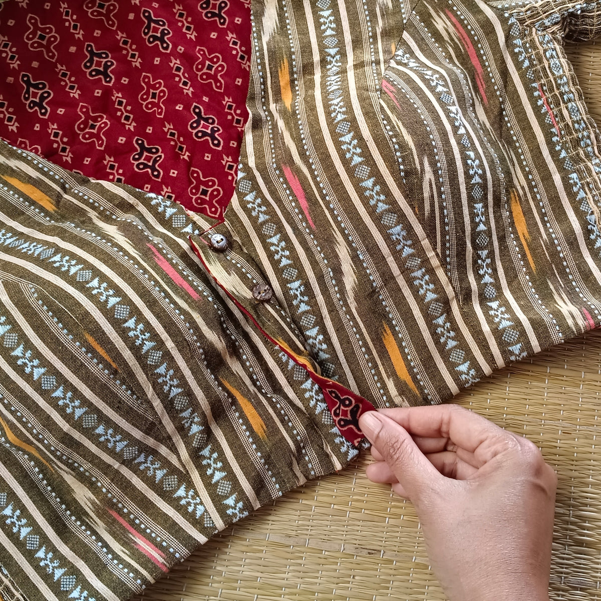 Ajrak & Ikkat Reversible flexi fit blouse 1