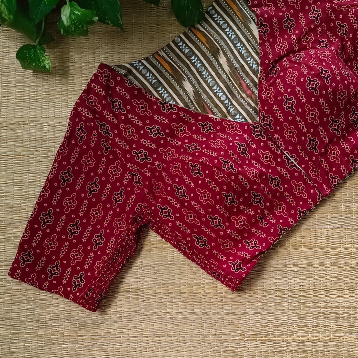 Ajrak & Ikkat Reversible flexi fit blouse 1