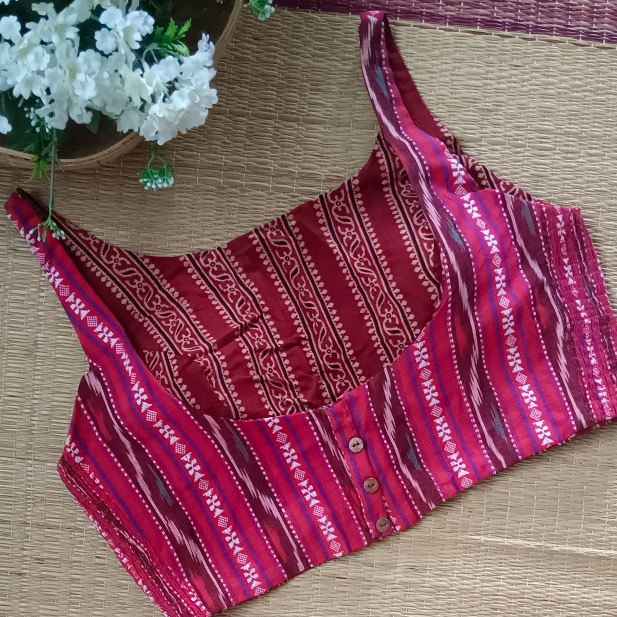 Ajrak & Ikkat Reversible flexi fit sleeveless blouse 3