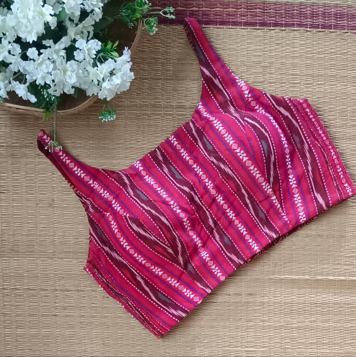 Ajrak & Ikkat Reversible flexi fit sleeveless blouse 3