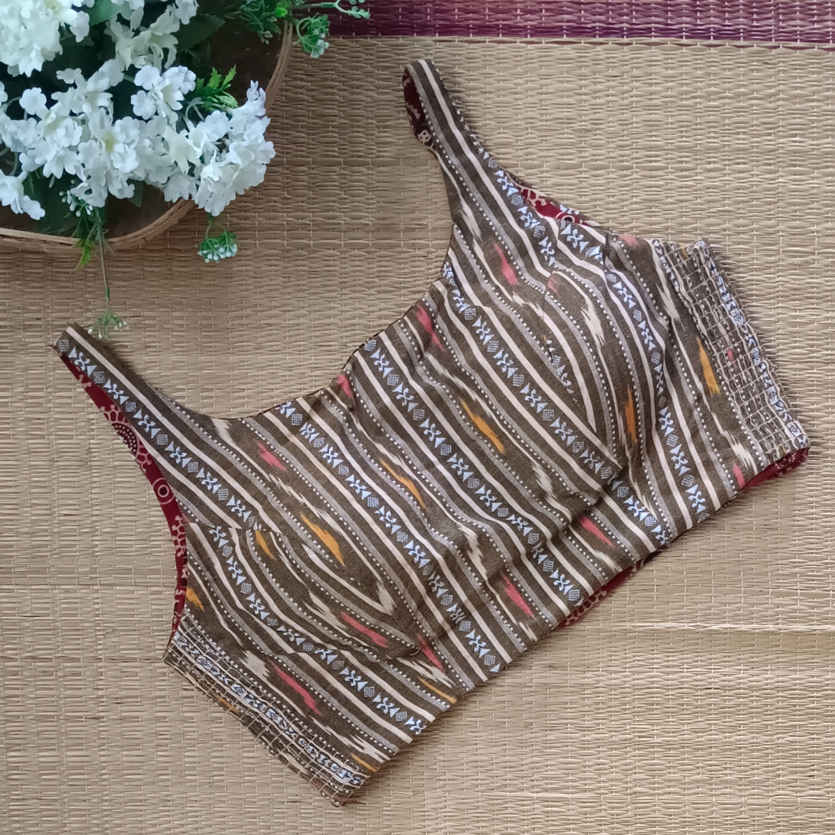 Ajrak & Ikkat Reversible flexi fit sleeveless blouse 4