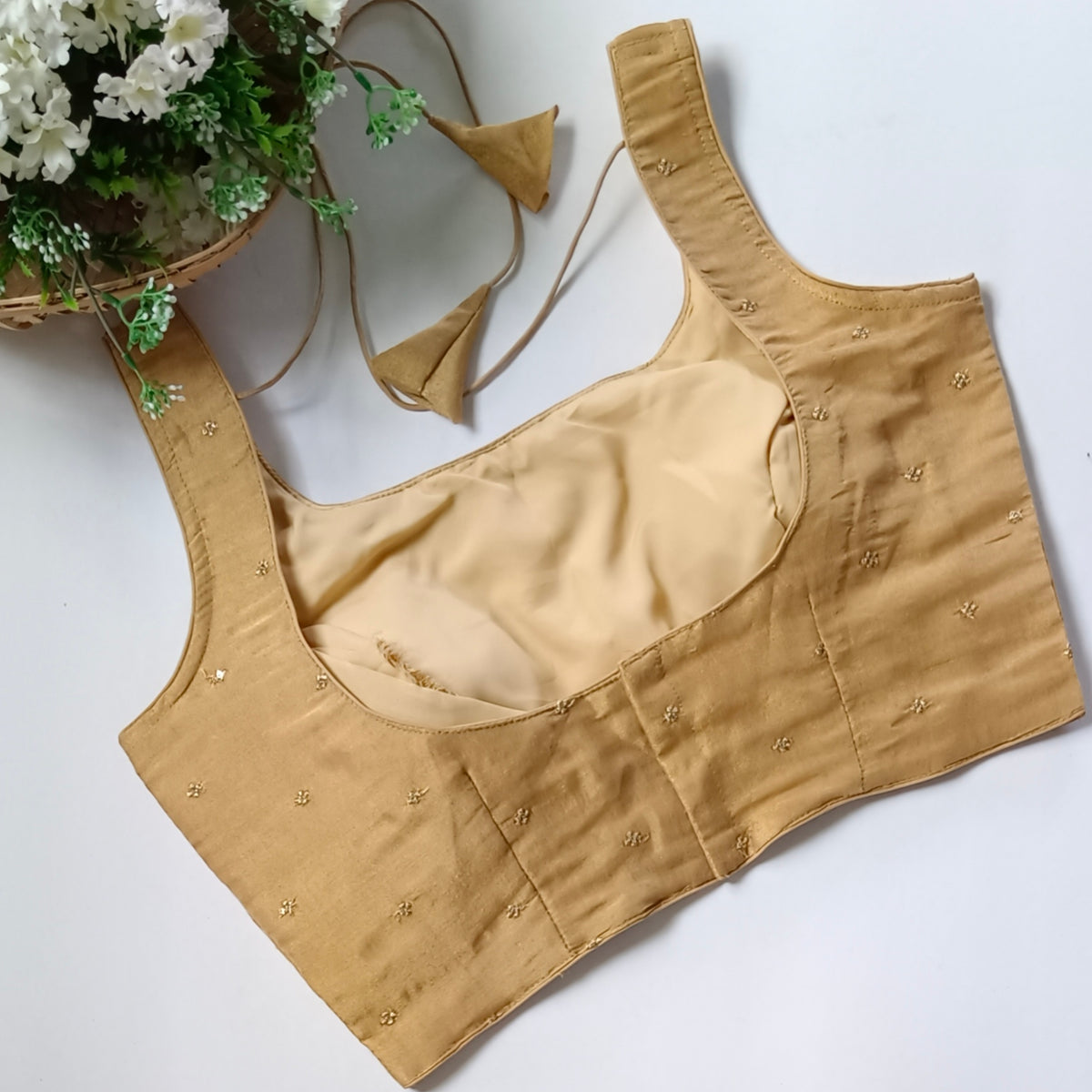 Golden 1 metallic tissue sleeveless blouse
