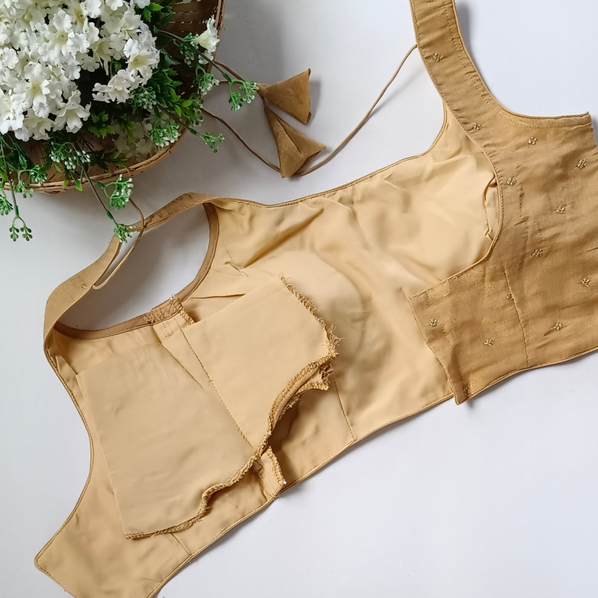 Golden 1 metallic tissue sleeveless blouse