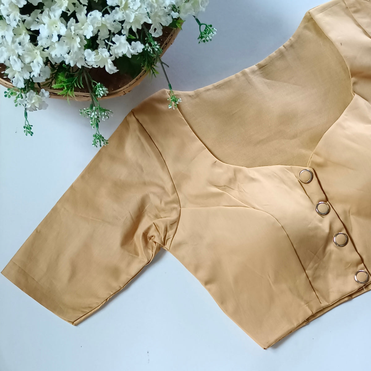 Golden 2 plain blouse with buttons