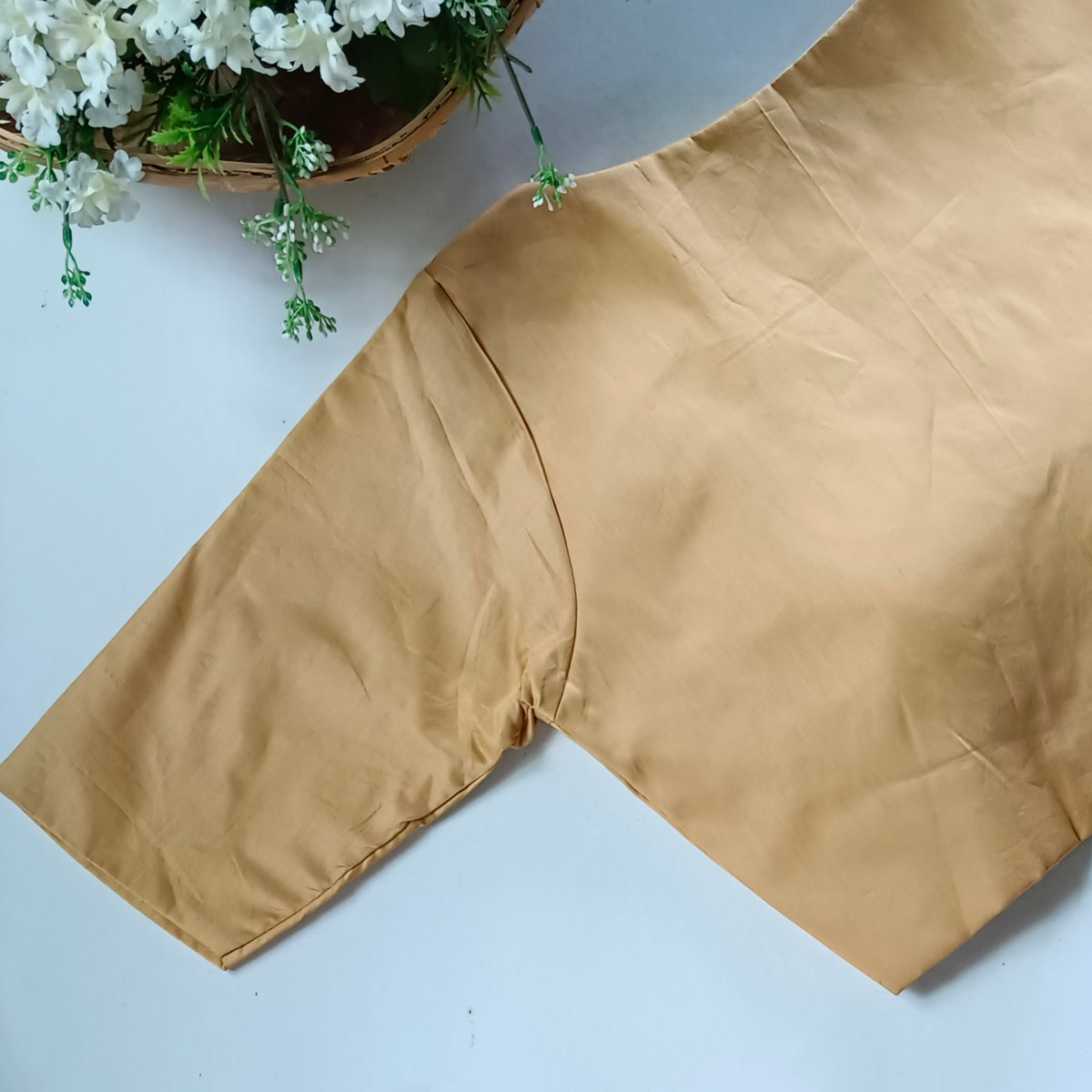 Golden 2 plain blouse with buttons