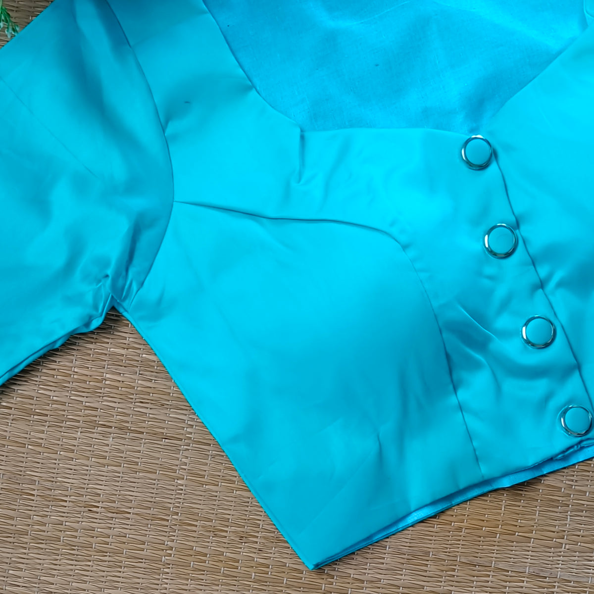 Blue plain blouse with buttons