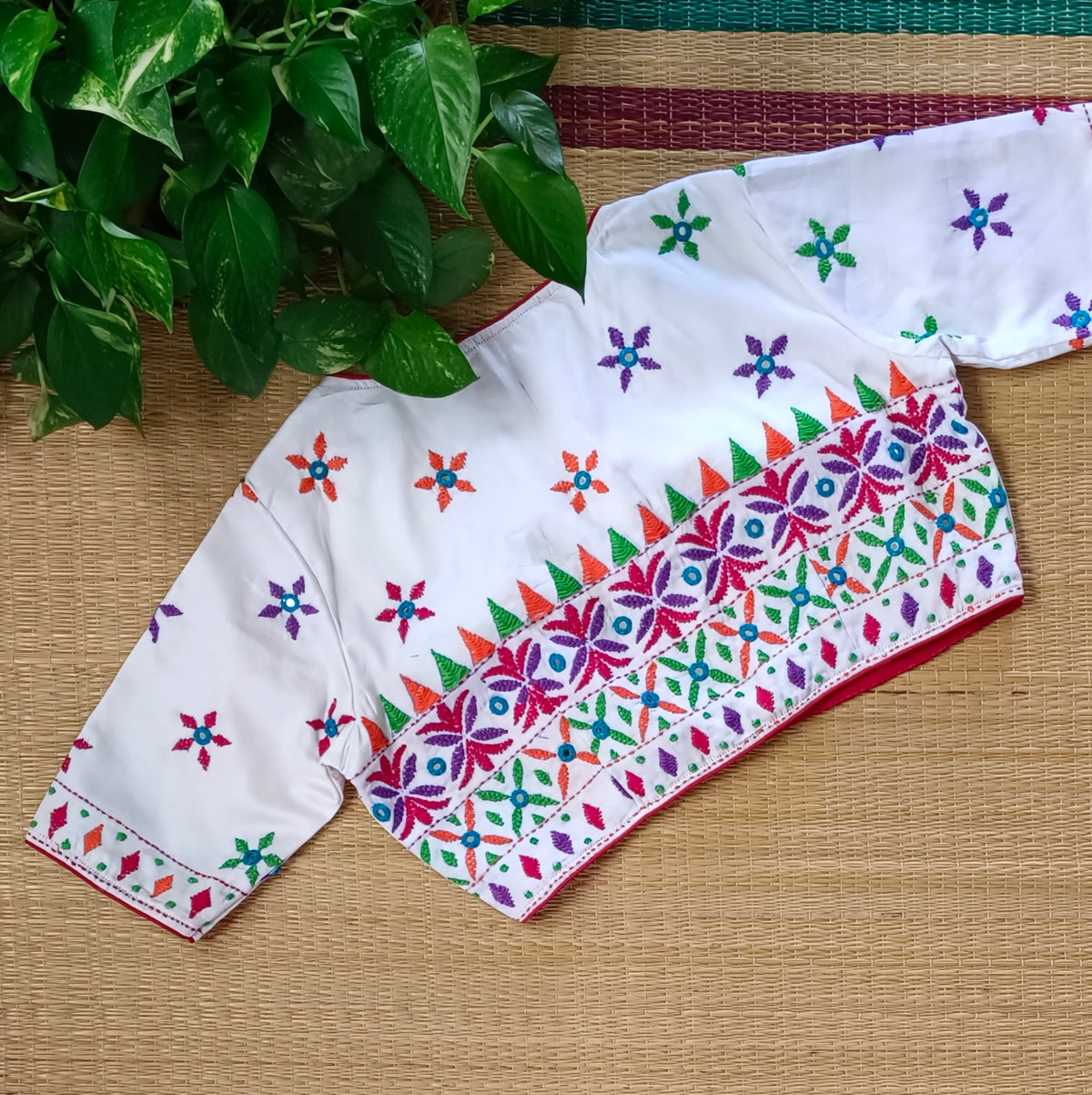 White Gujrati Hand Embroidery with mirror Blouse