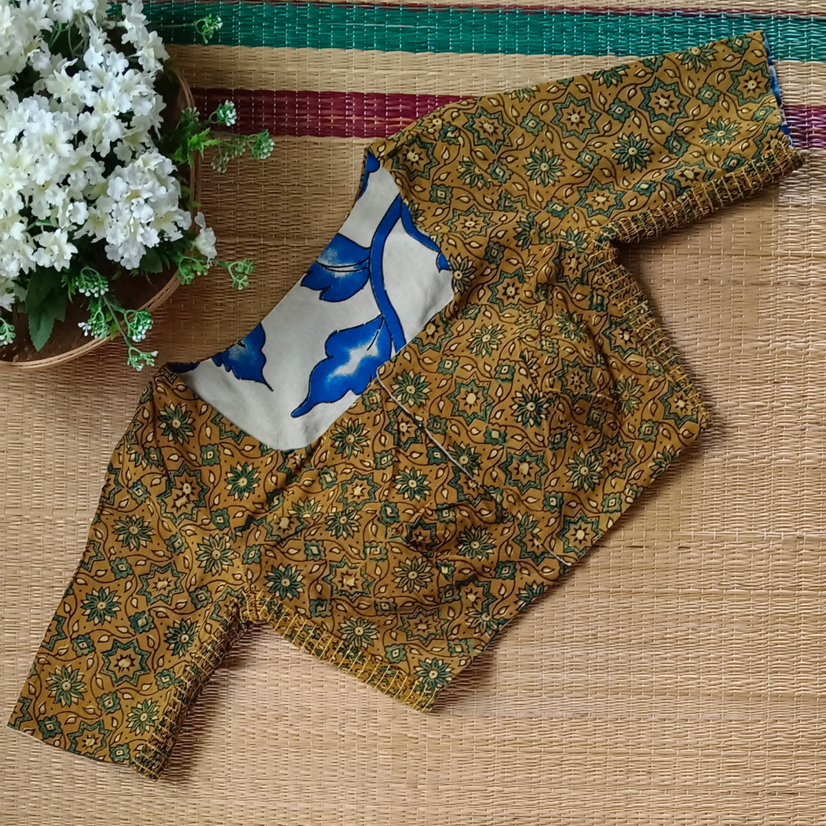 Kalamkari & Ajrak Reversible flexi fit blouse 1