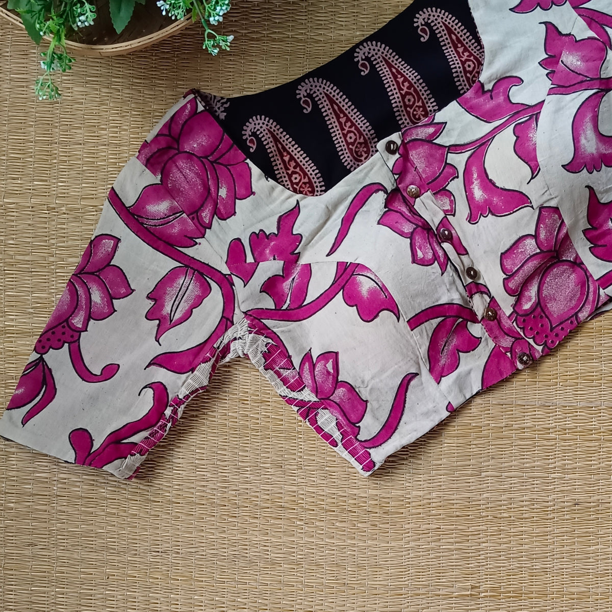 Kalamkari & Ajrak Reversible flexi fit blouse 2