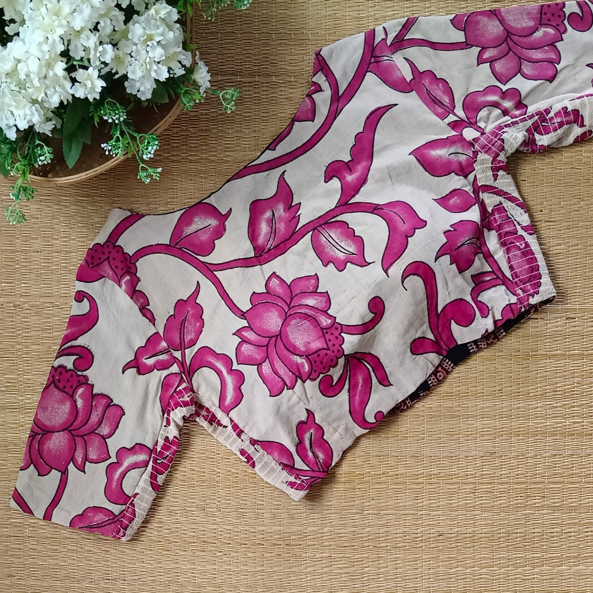 Kalamkari & Ajrak Reversible flexi fit blouse 2