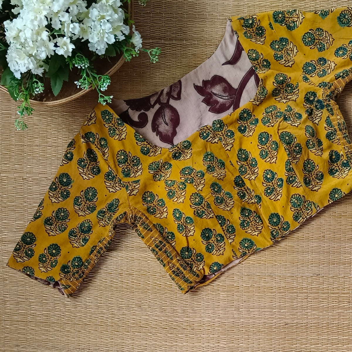 Kalamkari & Ajrak Reversible flexi fit blouse 4