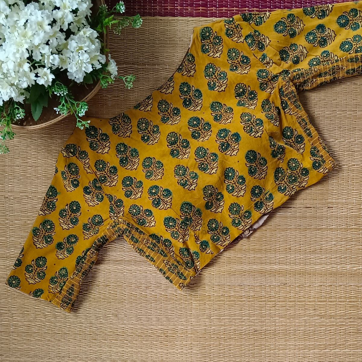 Kalamkari & Ajrak Reversible flexi fit blouse 4