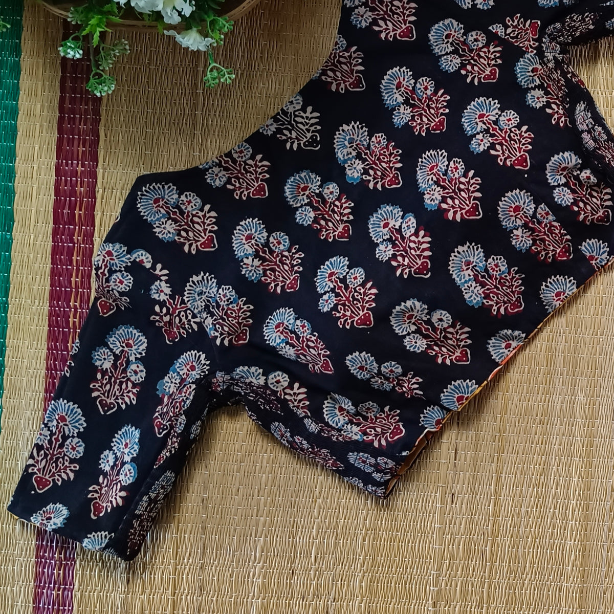 Kalamkari & Ajrak Reversible flexi fit blouse 7
