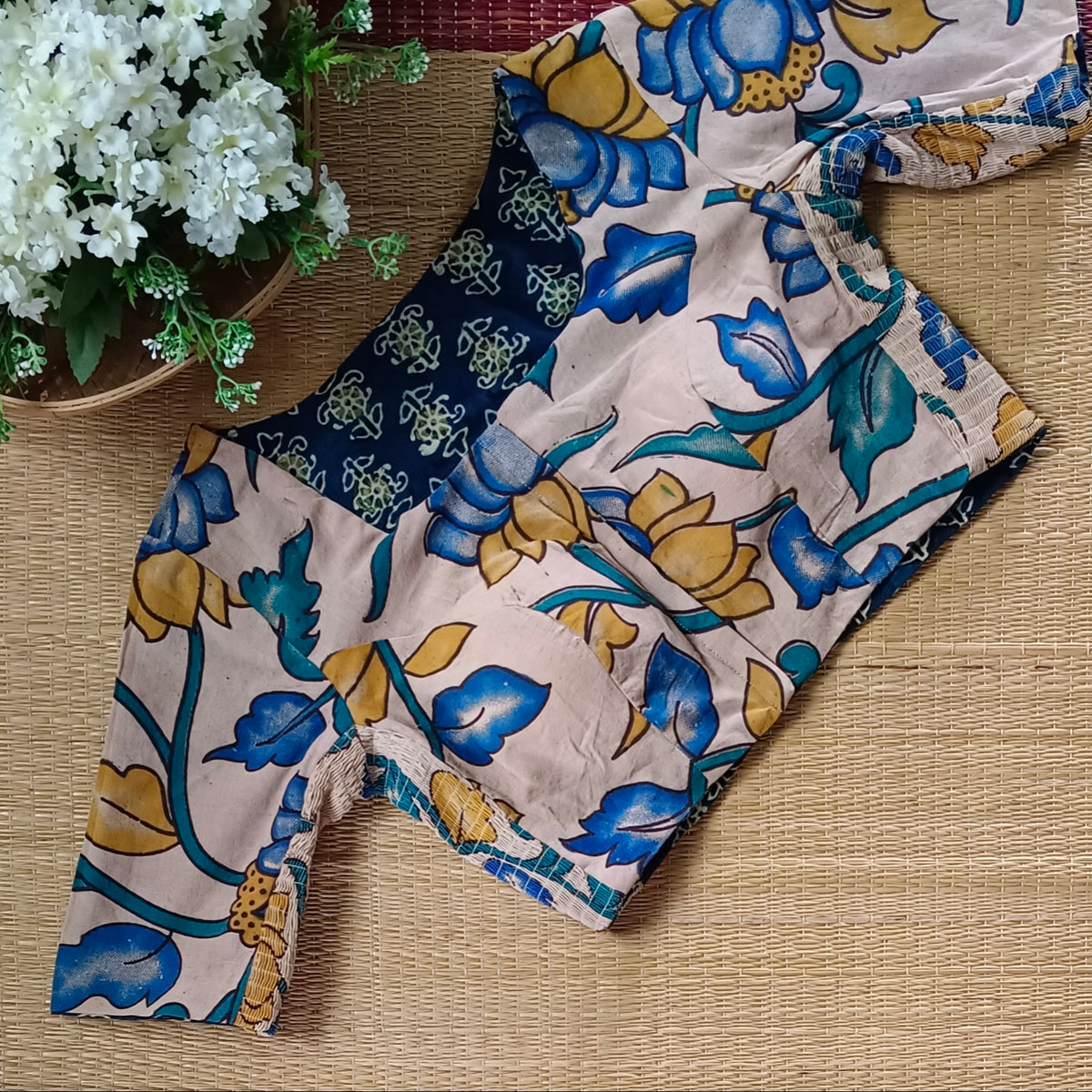 Kalamkari & Ajrak Reversible flexi fit blouse 9