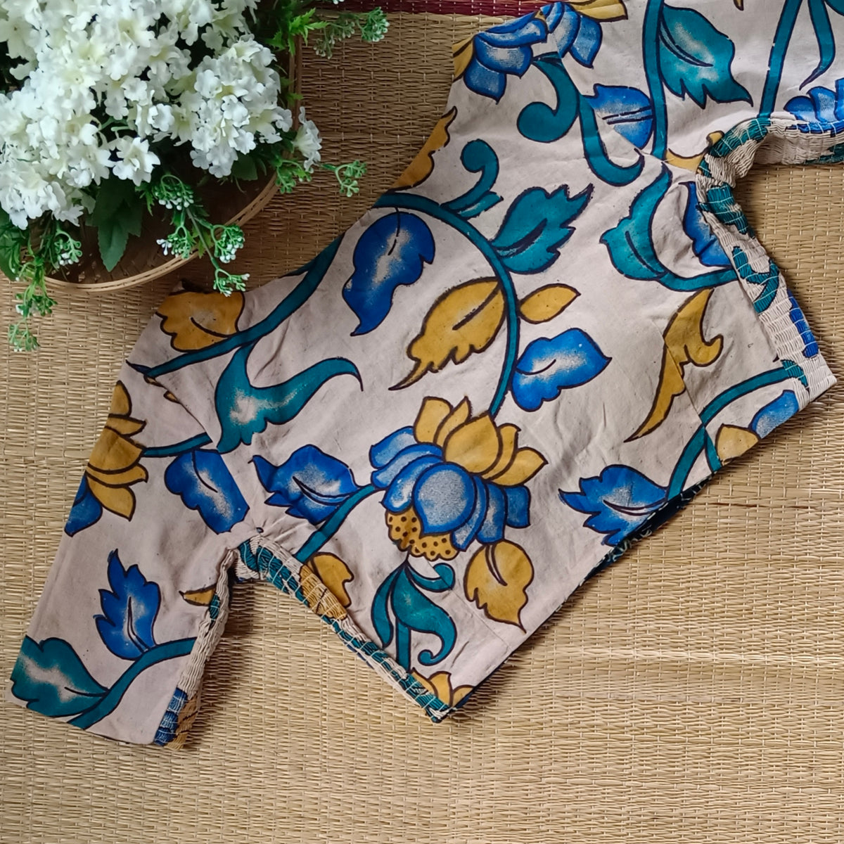 Kalamkari & Ajrak Reversible flexi fit blouse 9