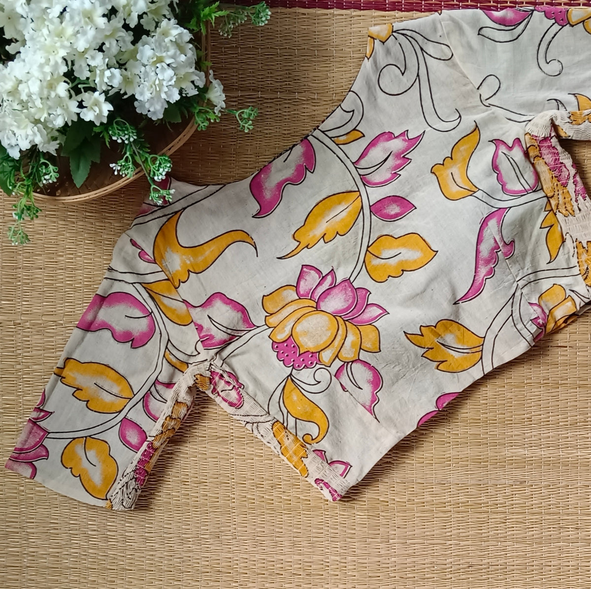 Kalamkari & Ajrak Reversible flexi fit blouse 5