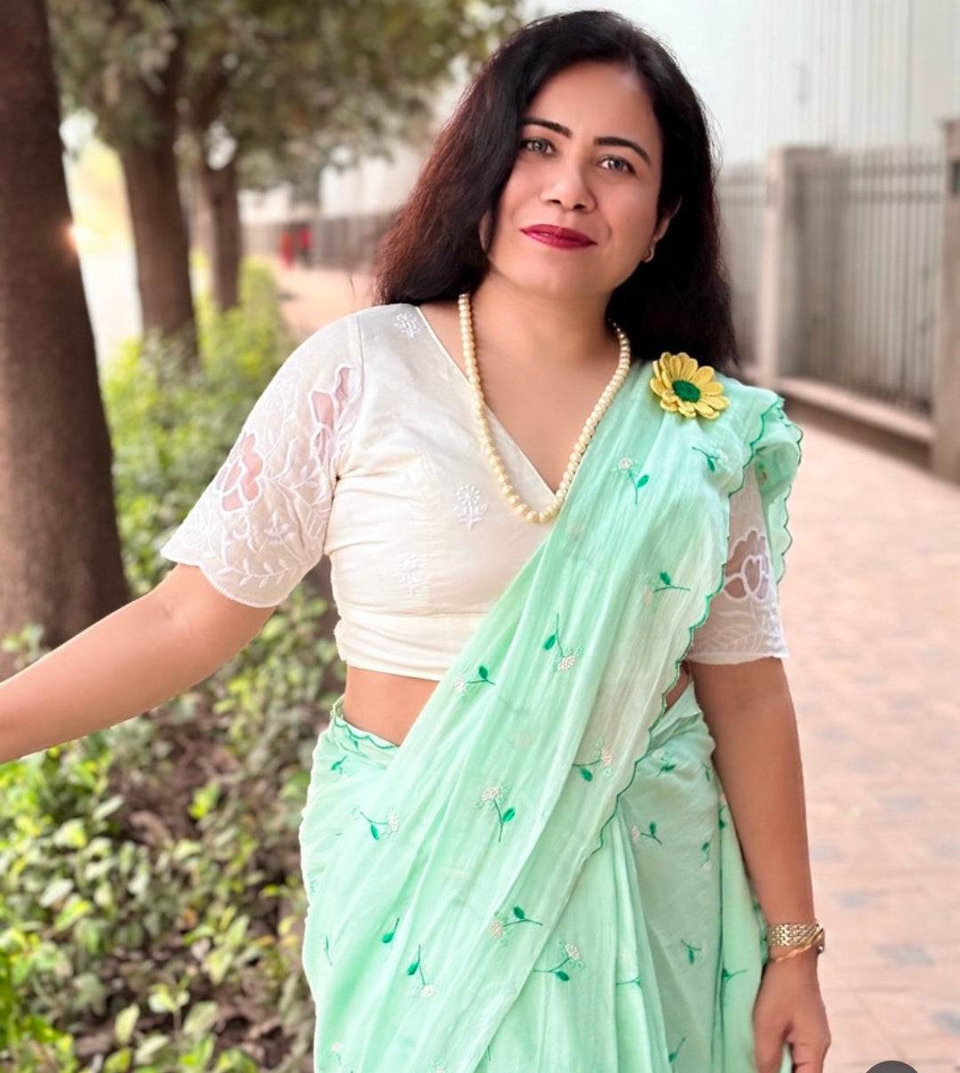 Off White Cotton Blouse With Net Sleeves(assorted)