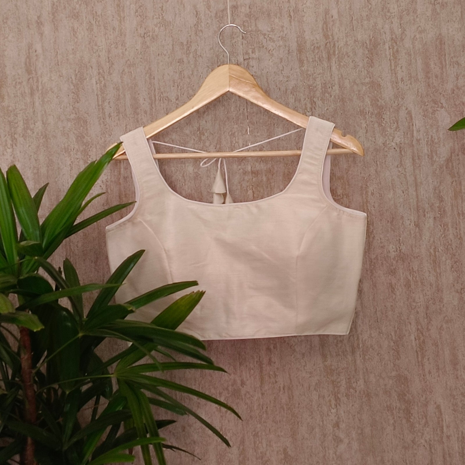 Off white sleeveless blouse new arrivals
